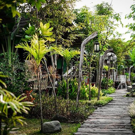 La Luna Resort Yogyakarta Sleman  Eksteriør bilde